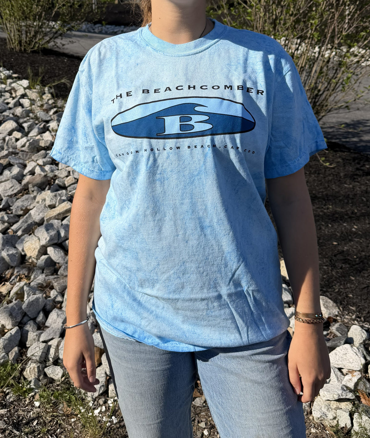 Color Blast Oval B Tee