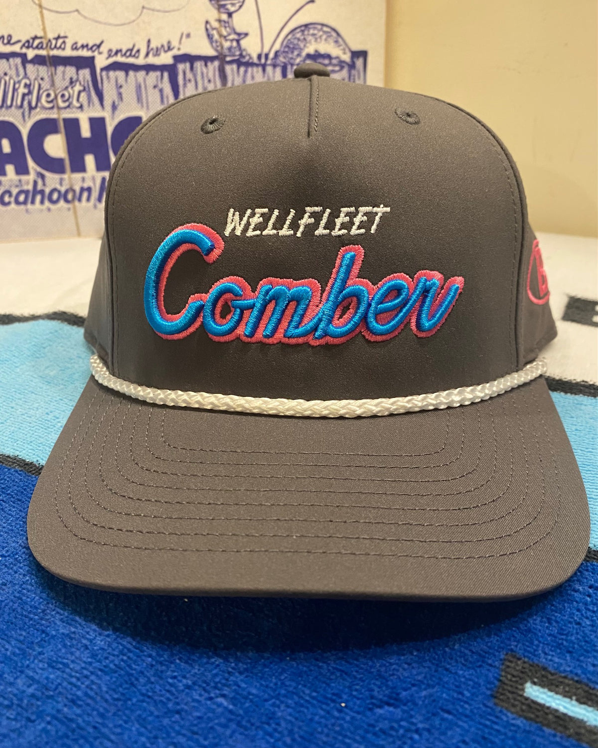 Comber Script Rope Hat